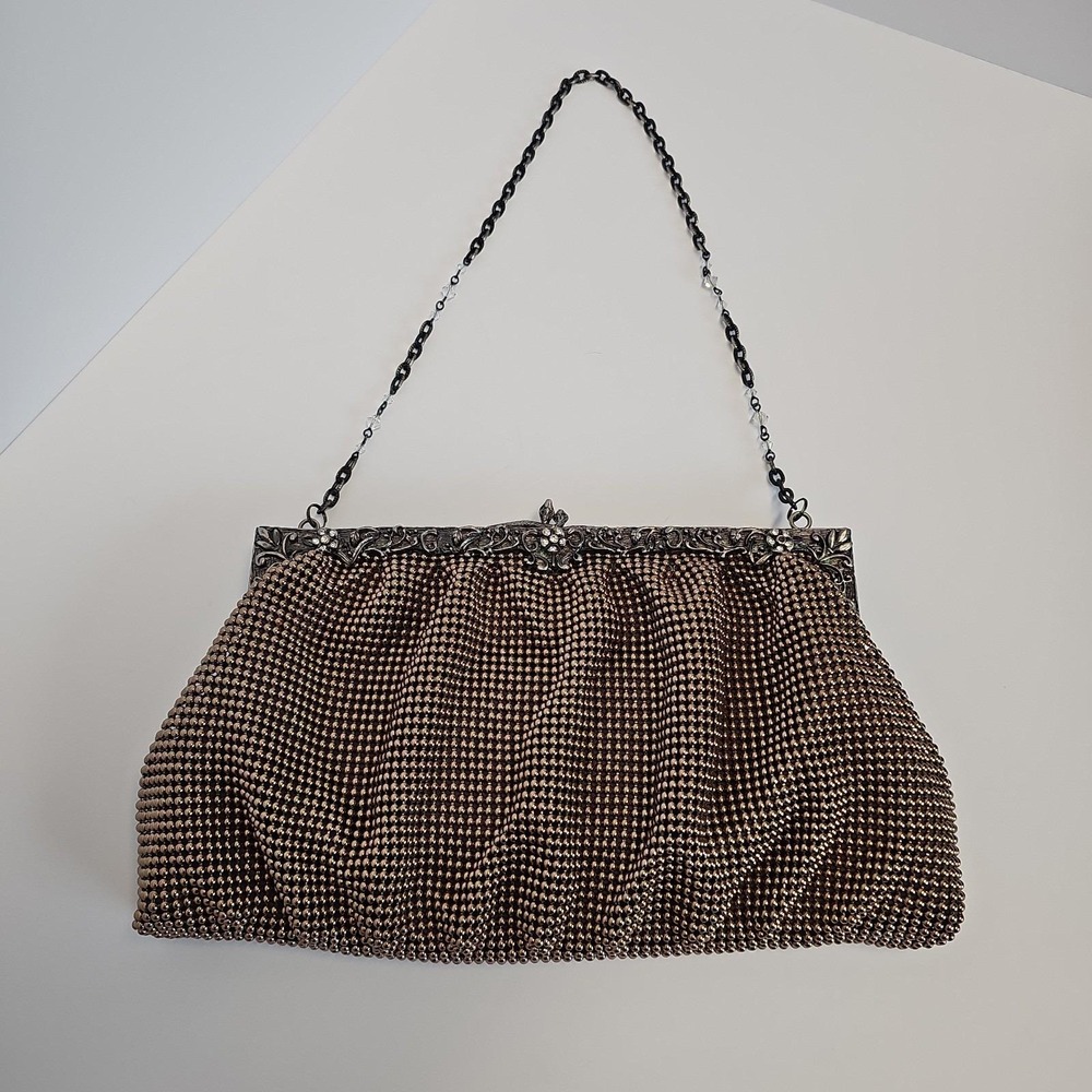 Vintage Mesh Whiting and Davis Co Gold Tone Chain Handbag Purse Made in USA -F3